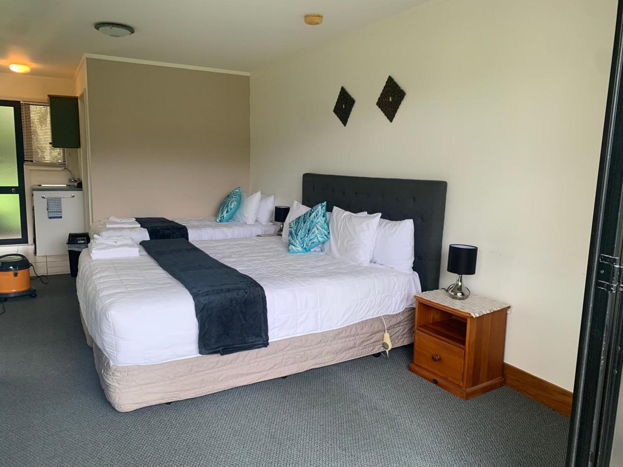 Salty Dog Inn Snells Beach Extérieur photo