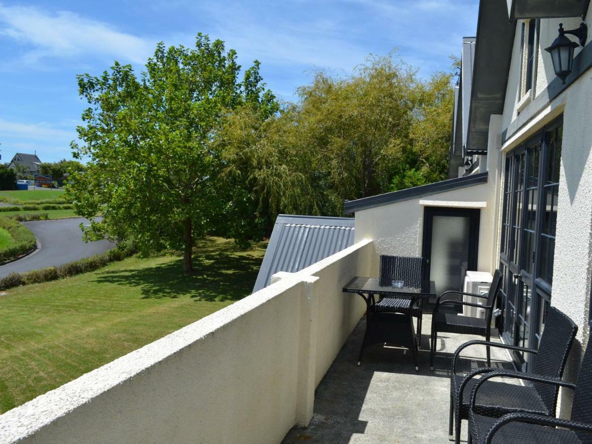 Salty Dog Inn Snells Beach Extérieur photo