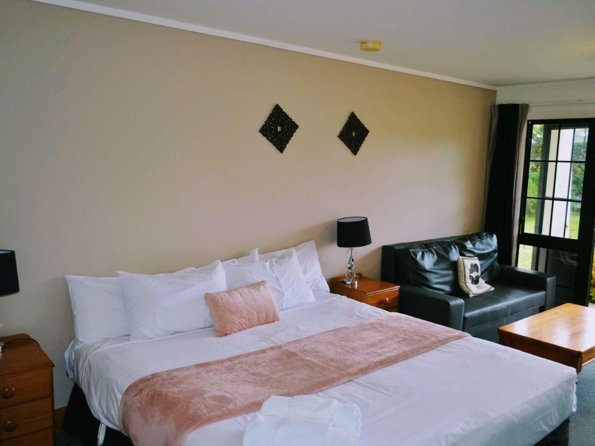 Salty Dog Inn Snells Beach Extérieur photo