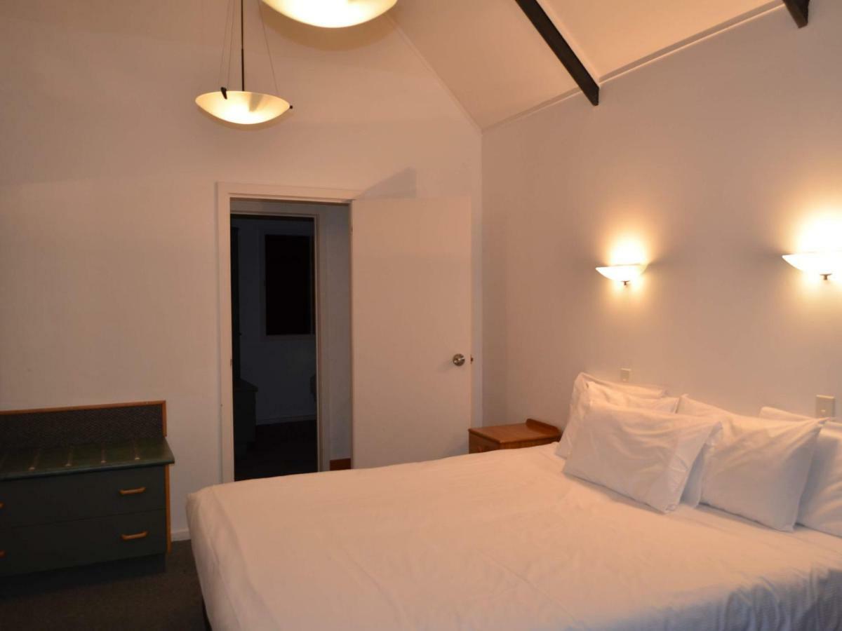 Salty Dog Inn Snells Beach Extérieur photo